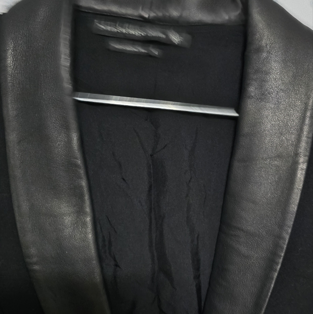 Mackage Cropped Jacket - Picture 9 of 9